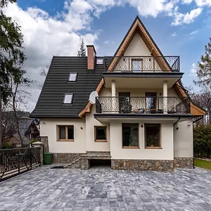 7 Folk & Modern Apartmanhotel Zakopane